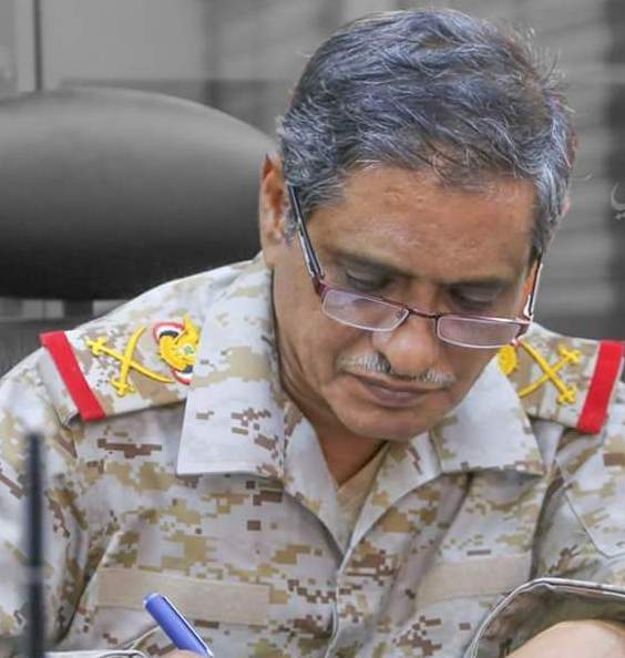 عضو مجلس القيادة الرئاسي البحسني يعزي بوفاة اللواء الركن سالم سعيد المنهالي