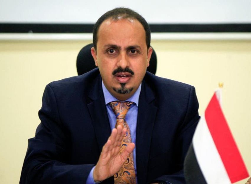 الإرياني يكشف عن قيام قيادات حوثية بتهريب عائلاتهم وبيع ممتلكاتهم